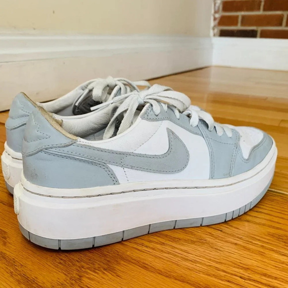 Air Jordan 1 Elevate Low Women's Size 8.5 White/Wolf Grey-White DH7004-100 - Picture 13 of 16